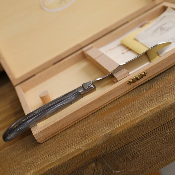 Laguiole Claude Dozorme Foie Gras Serving Set- 2 Pieces - Picture 4 of 9